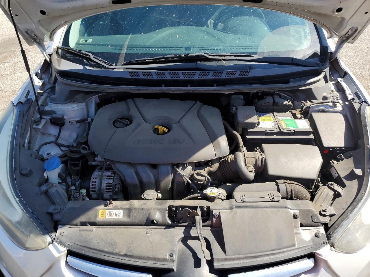 2015 HYUNDAI ELANTRA SE photo 11