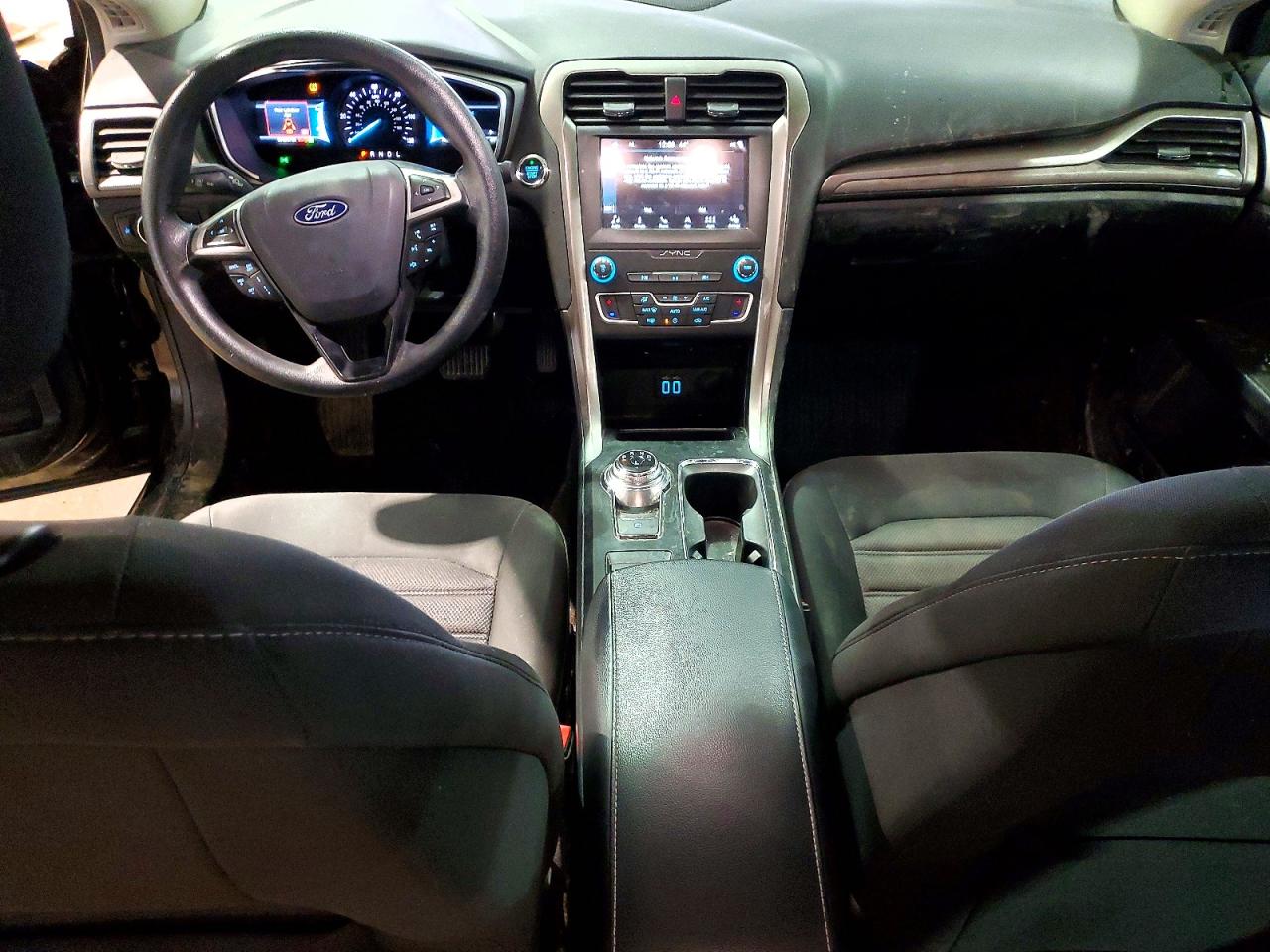2019 FORD FUSION SE photo 15