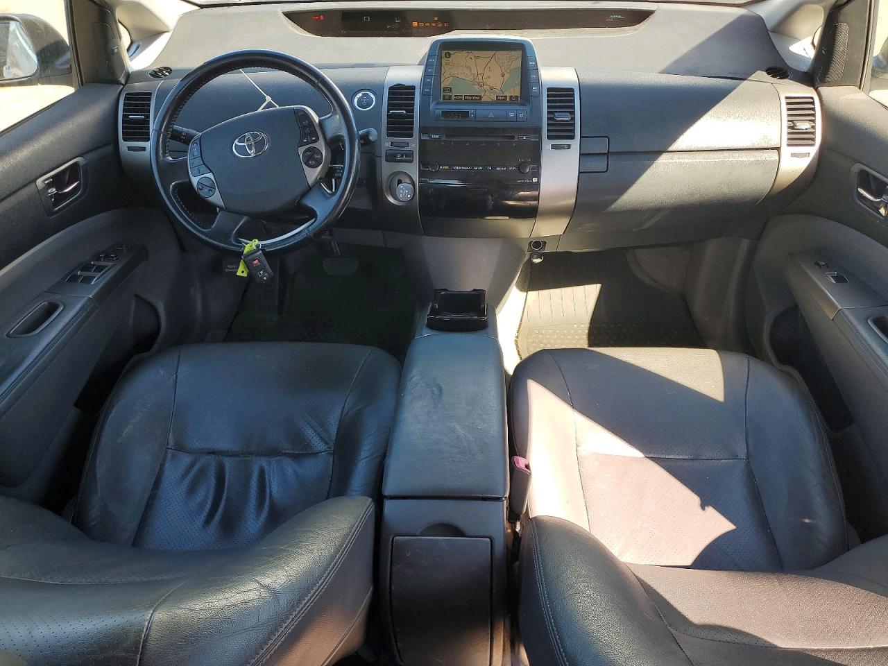 2008 TOYOTA PRIUS BASE photo 8
