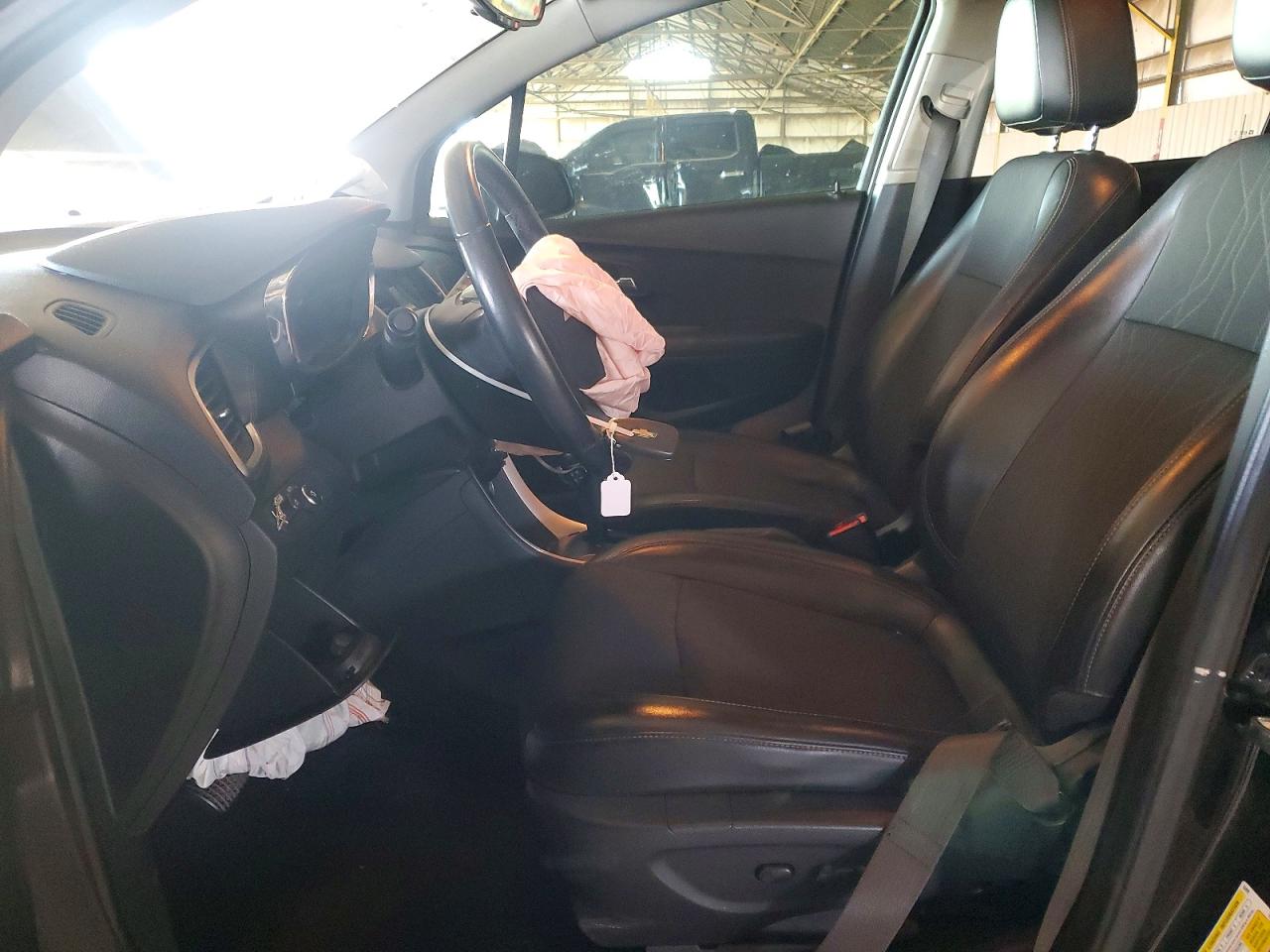 2019 CHEVROLET TRAX 1LT photo 13