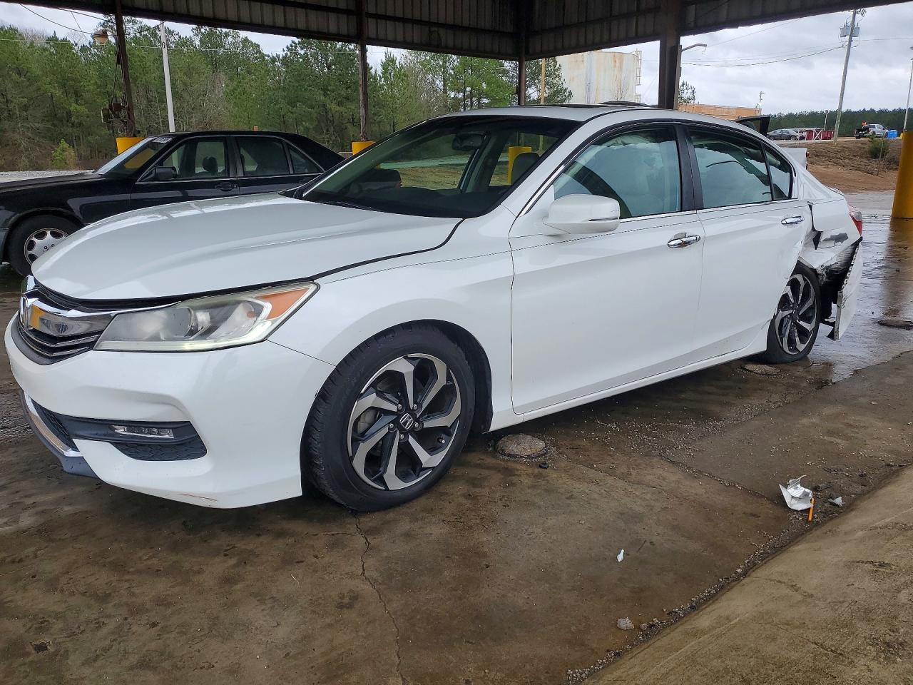 2017 HONDA ACCORD