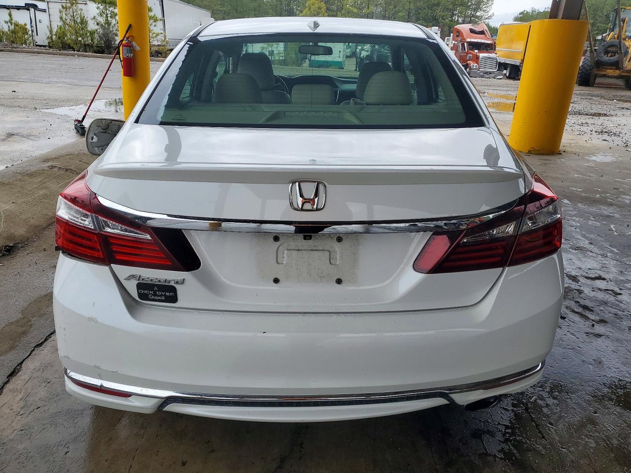 2017 HONDA ACCORD EXL photo 6