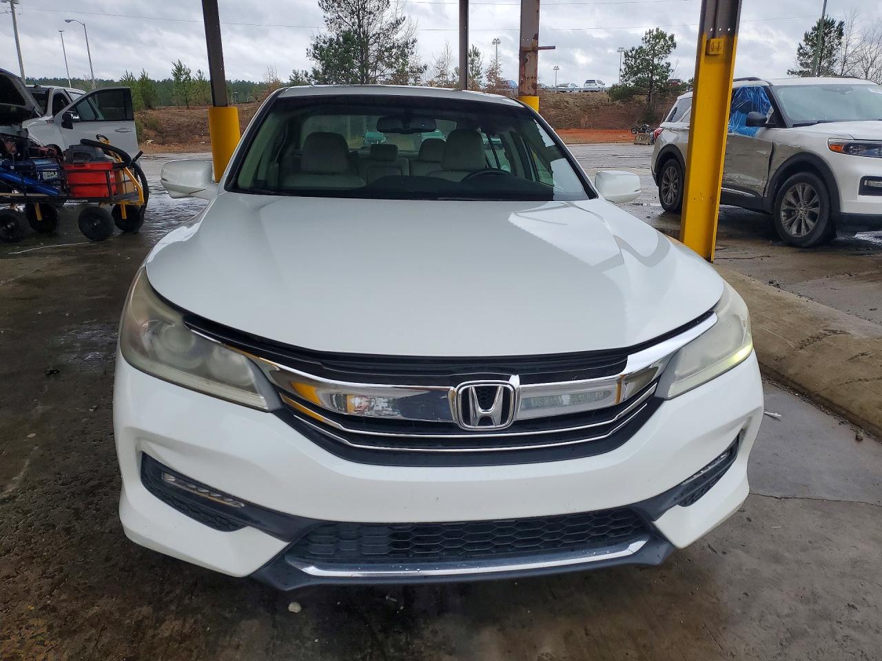 2017 HONDA ACCORD EXL photo 5