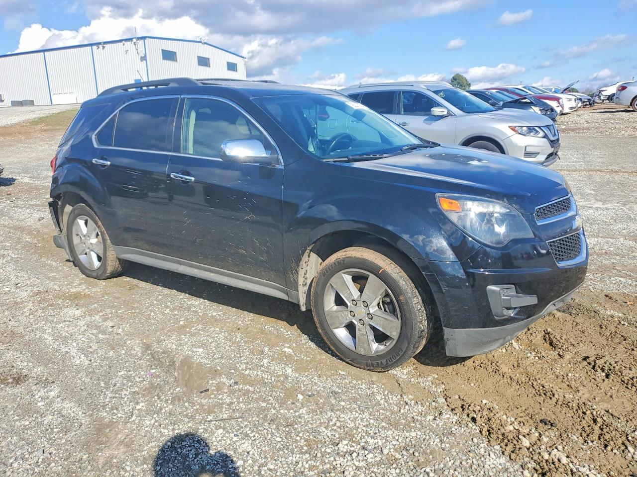 2010 CHEVROLET EQUINOX LT photo 4