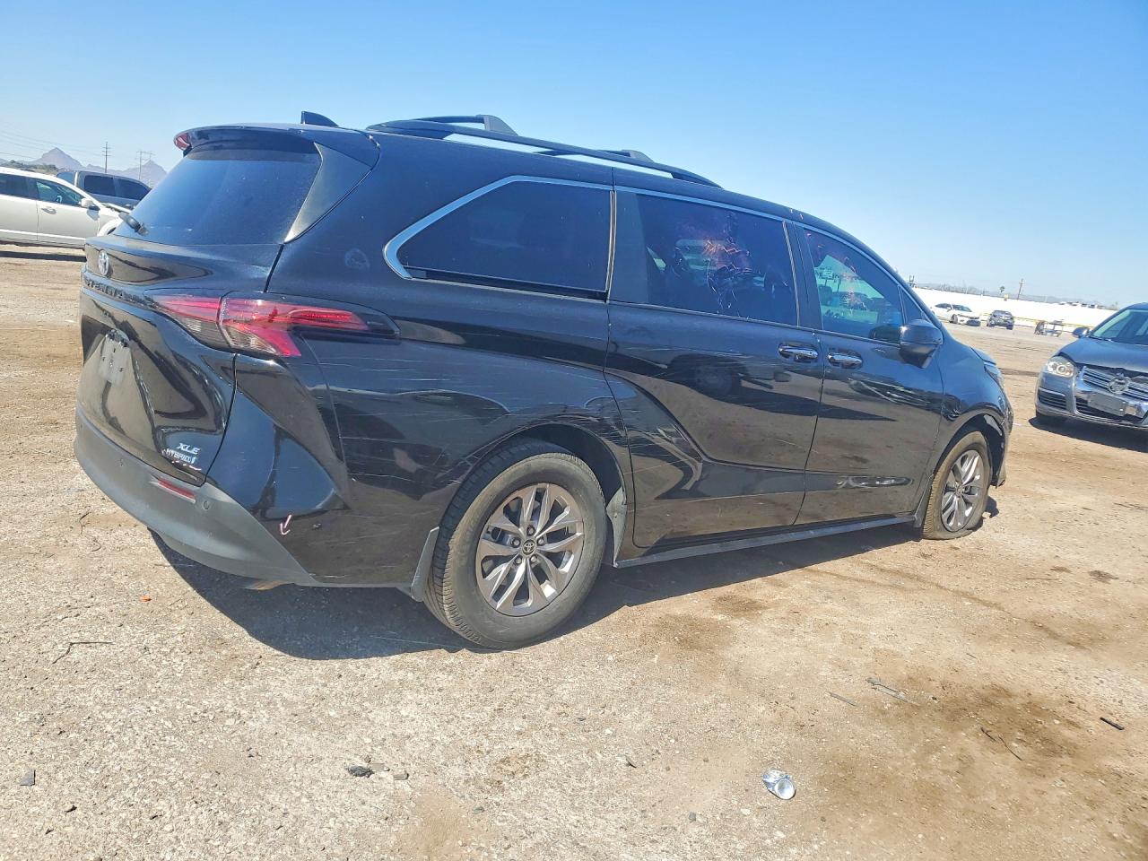2022 TOYOTA SIENNA photo 7