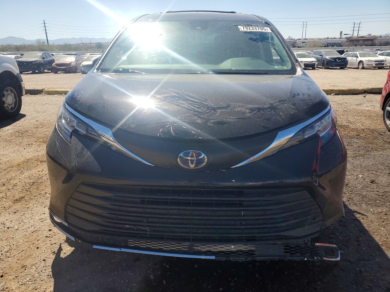 2022 TOYOTA SIENNA photo 13