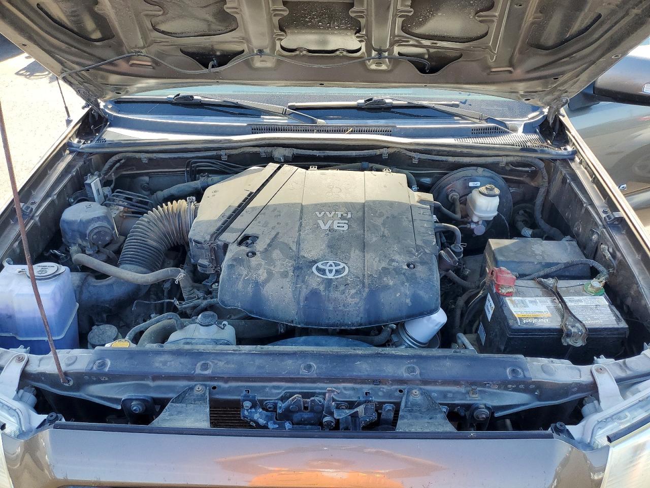 2013 TOYOTA TACOMA V6 photo 11