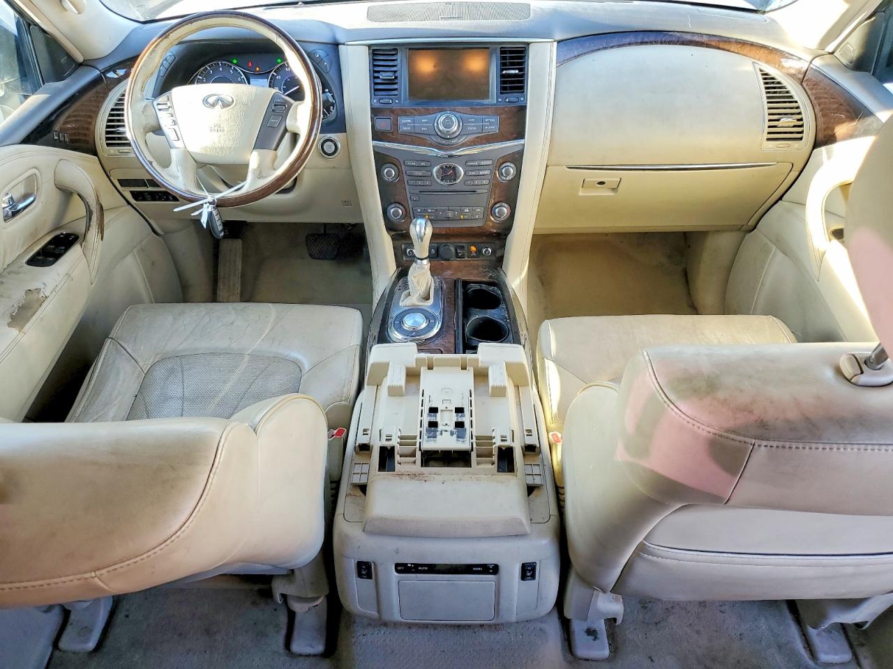 2012 INFINITI QX56 BASE photo 8