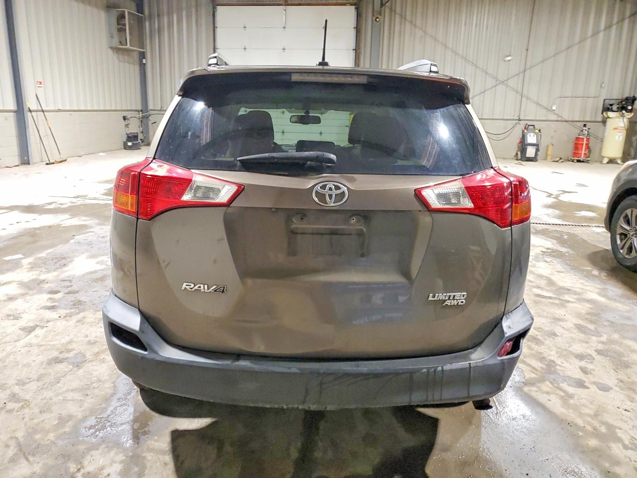 2014 TOYOTA RAV4 LIMITED photo 11