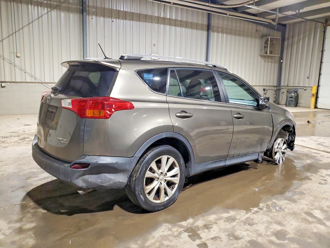 2014 TOYOTA RAV4 LIMITED photo 5