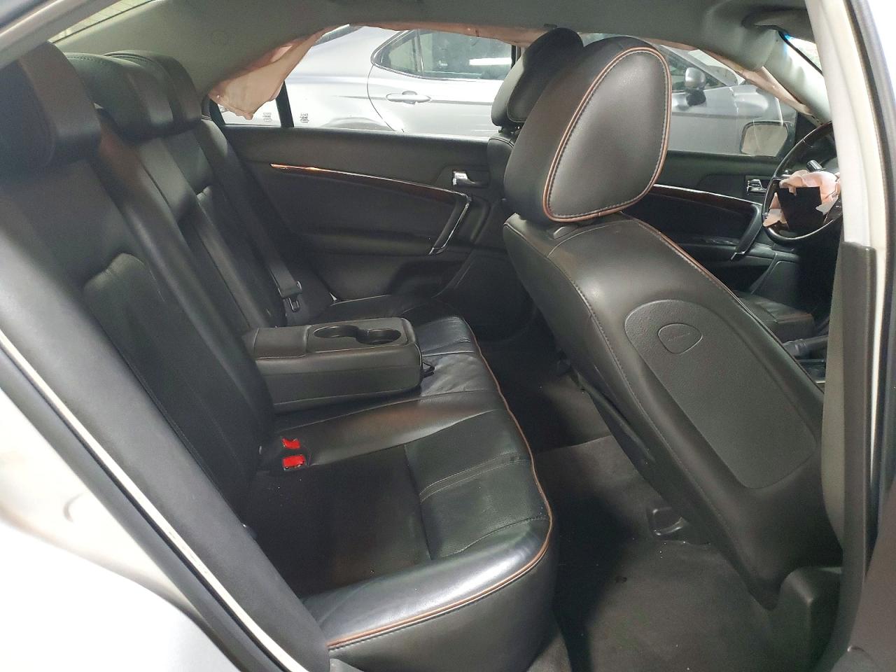 2010 LINCOLN MKZ photo 19