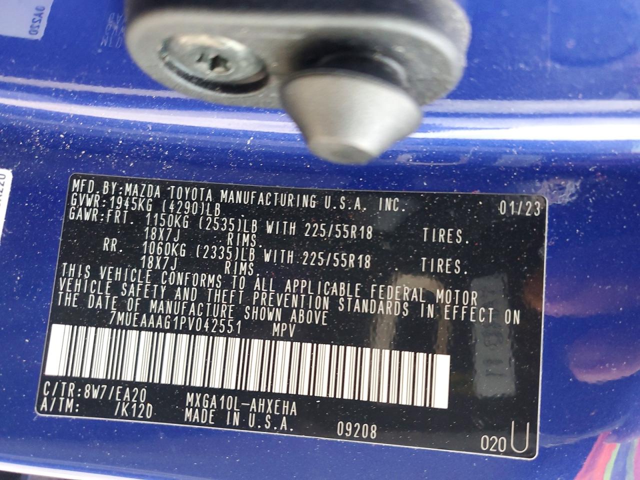 2023 TOYOTA COROLLA CROSS XLE photo 25