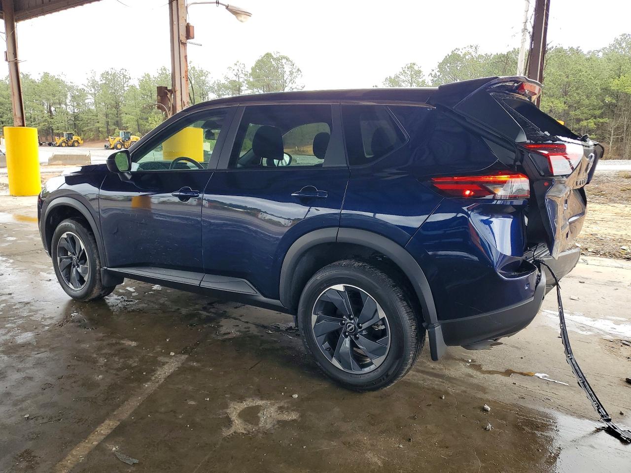 2025 NISSAN ROGUE SV photo 3