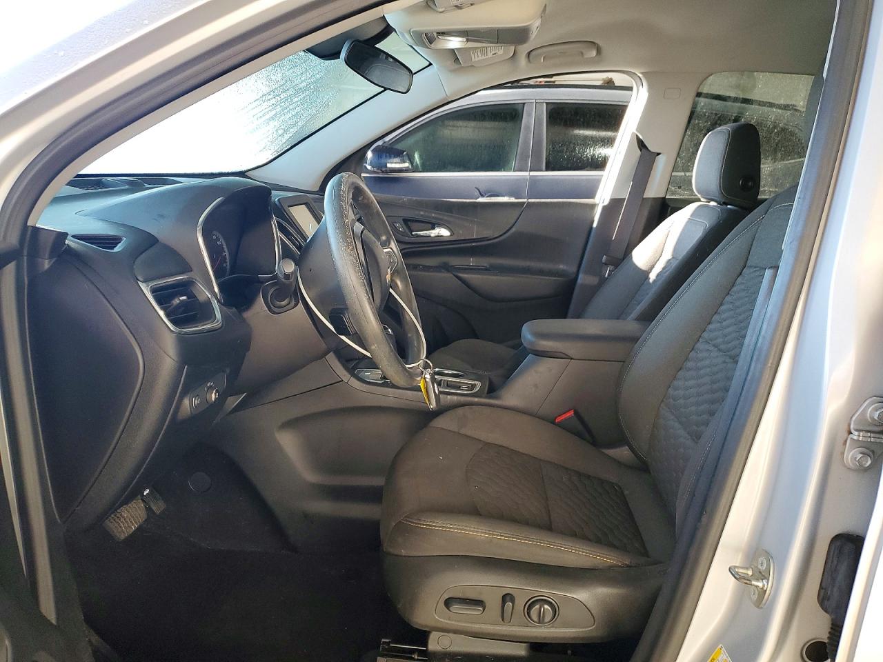 2018 CHEVROLET EQUINOX LT photo 13