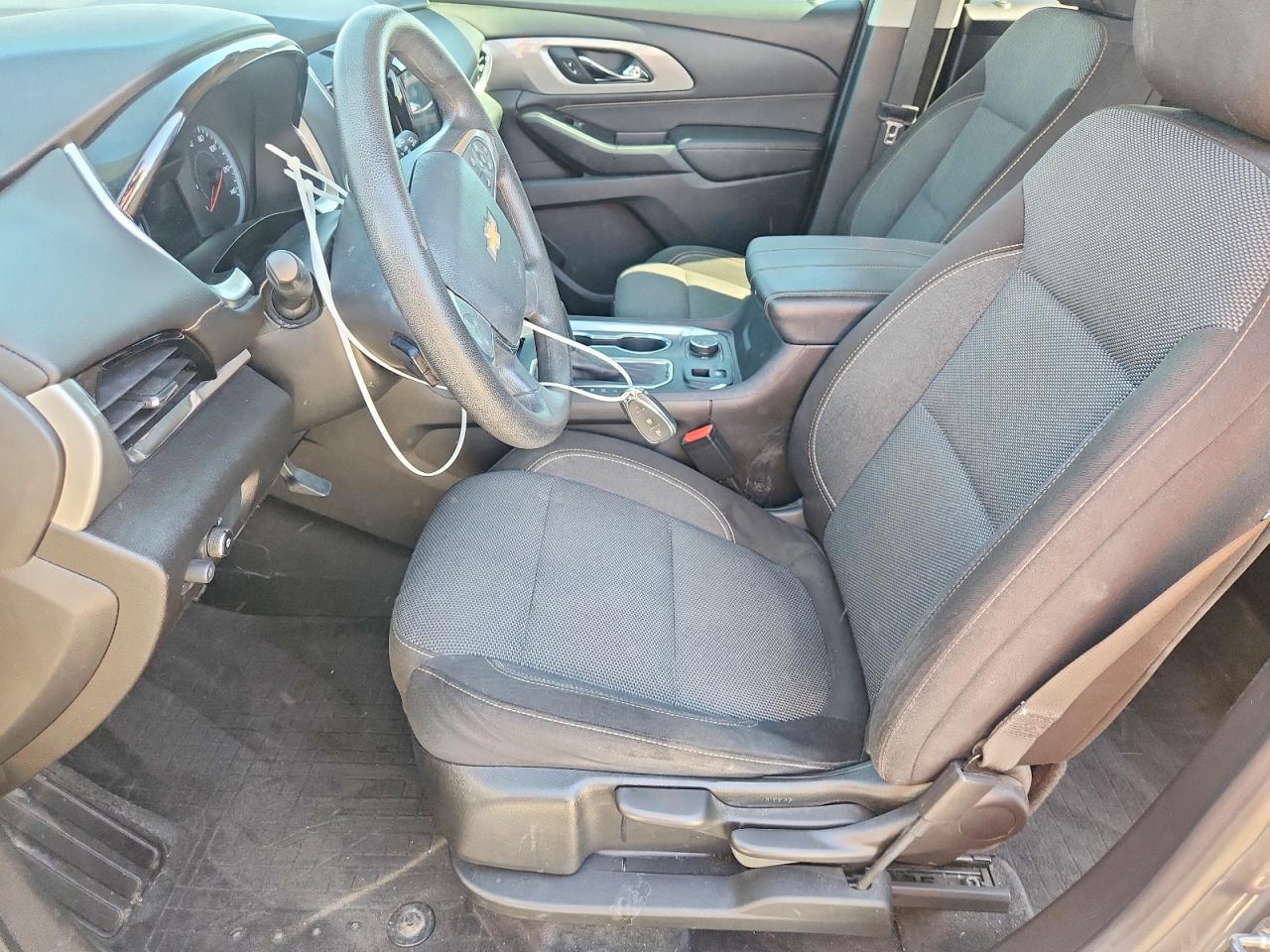 2020 CHEVROLET TRAVERSE LS photo 19