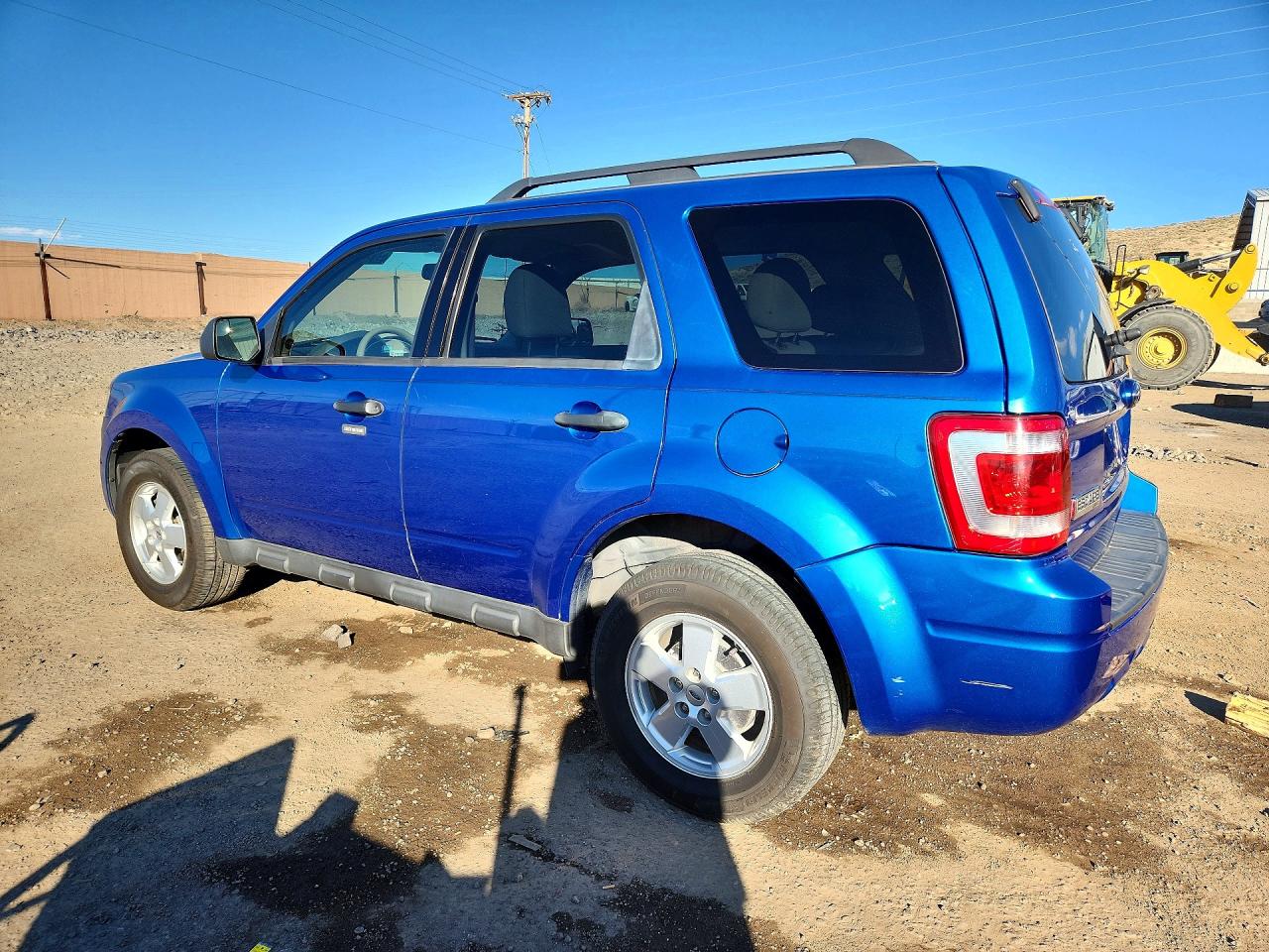 2012 FORD ESCAPE XLT photo 2