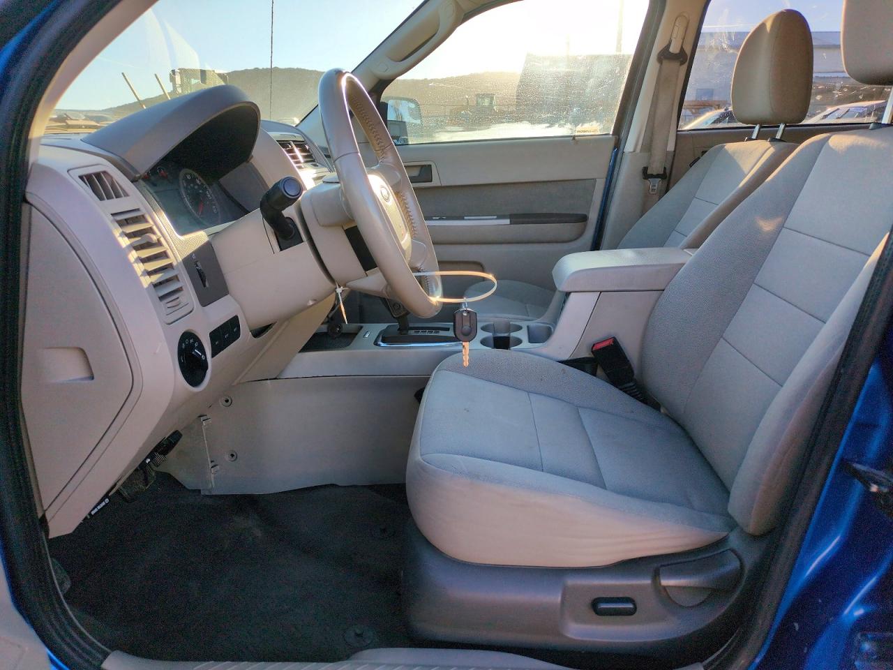 2012 FORD ESCAPE XLT photo 7