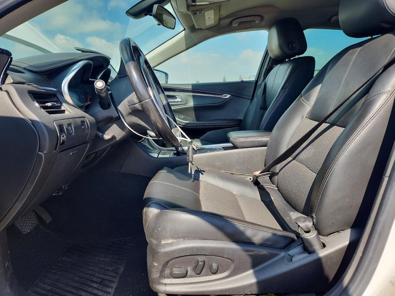 2018 CHEVROLET IMPALA LT photo 13