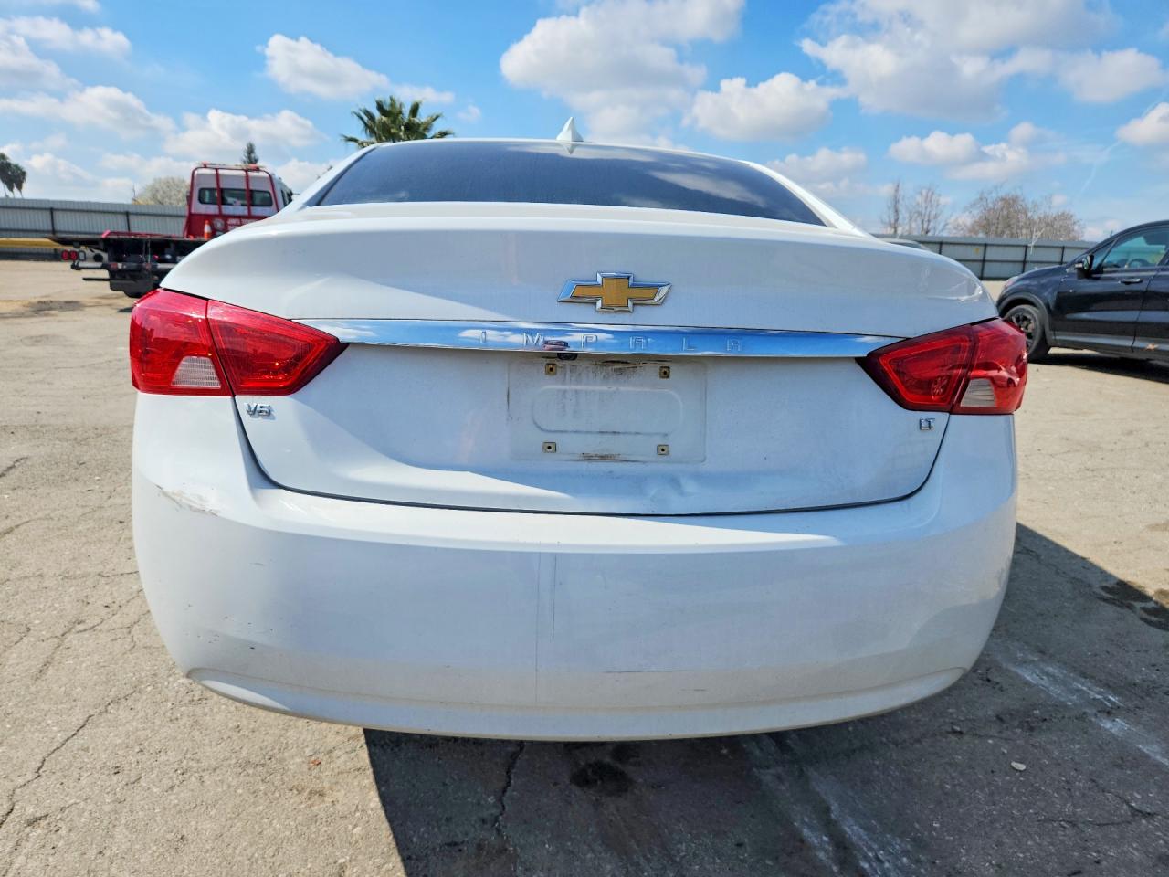 2018 CHEVROLET IMPALA LT photo 11