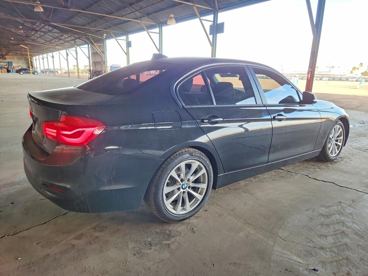 2017 BMW 320 I photo 3