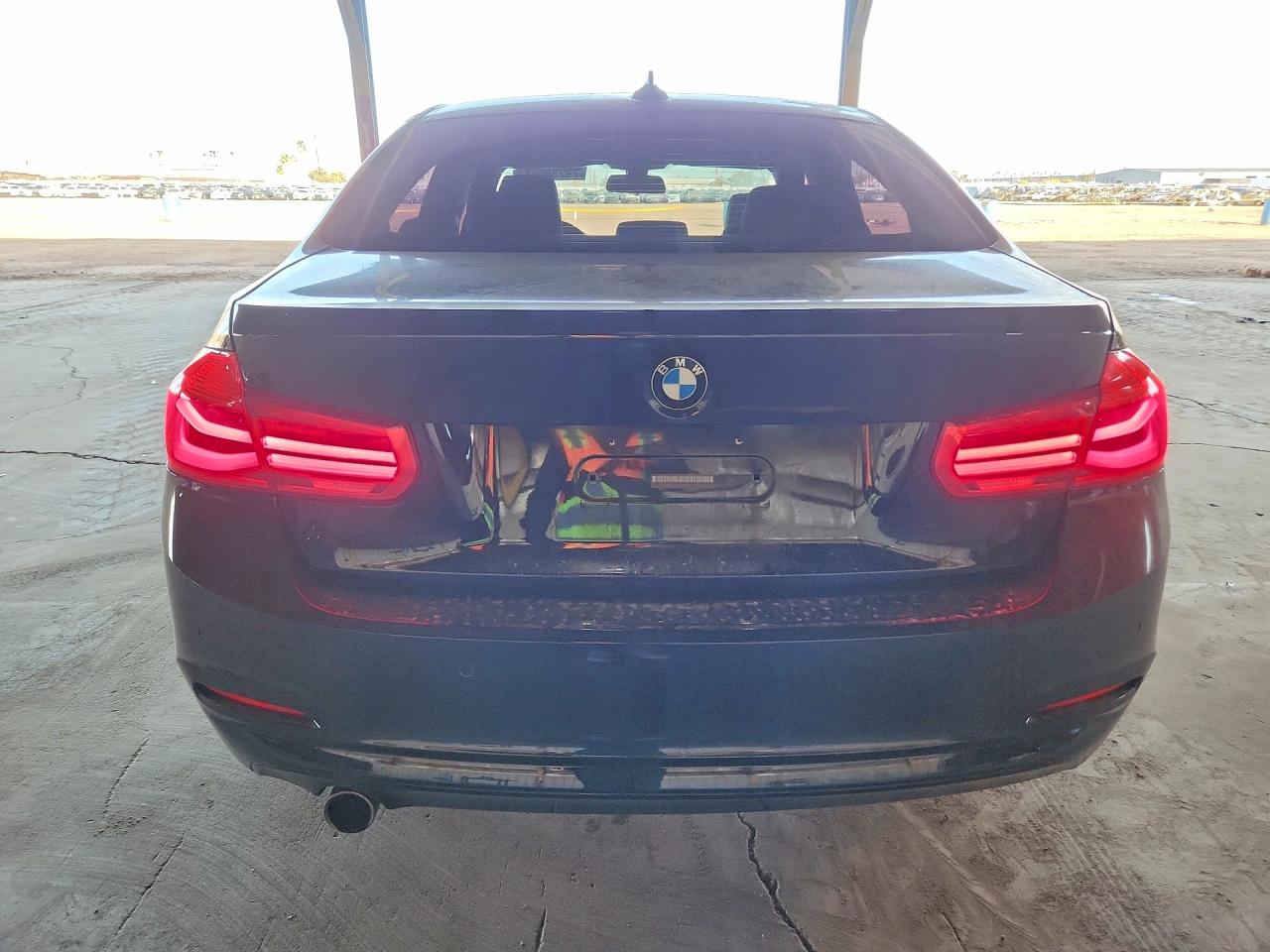 2017 BMW 320 I photo 6