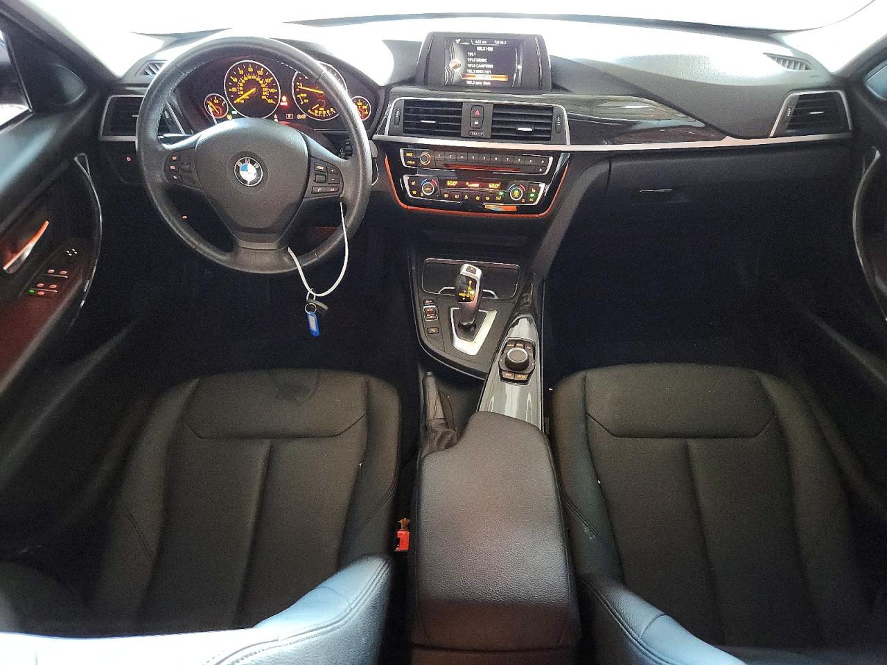 2017 BMW 320 I photo 8