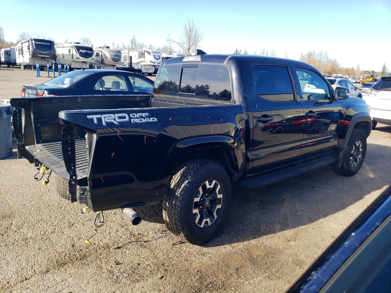 2017 TOYOTA TACOMA TRD OFF-ROAD photo 5