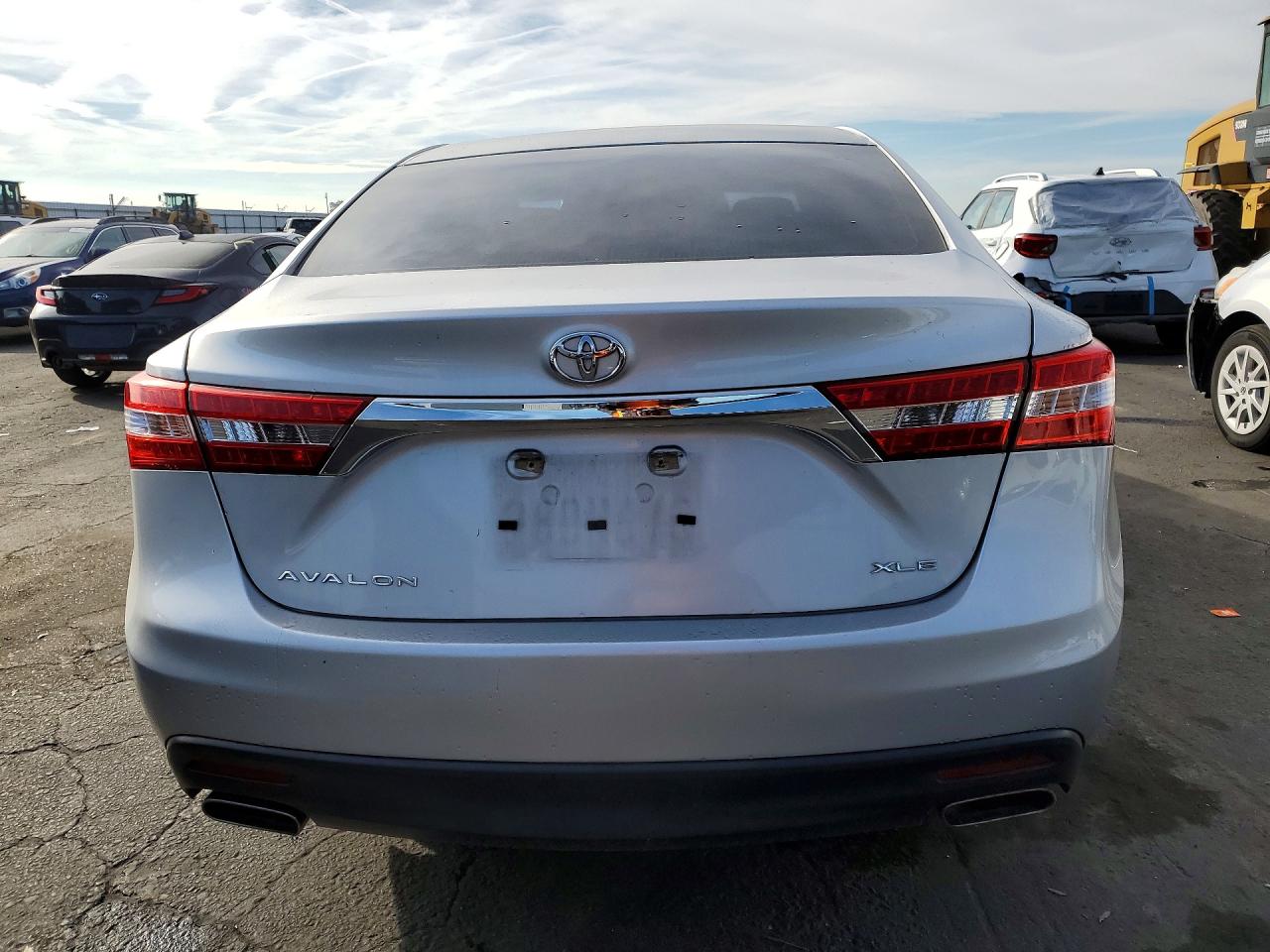 2013 TOYOTA AVALON XLE photo 6