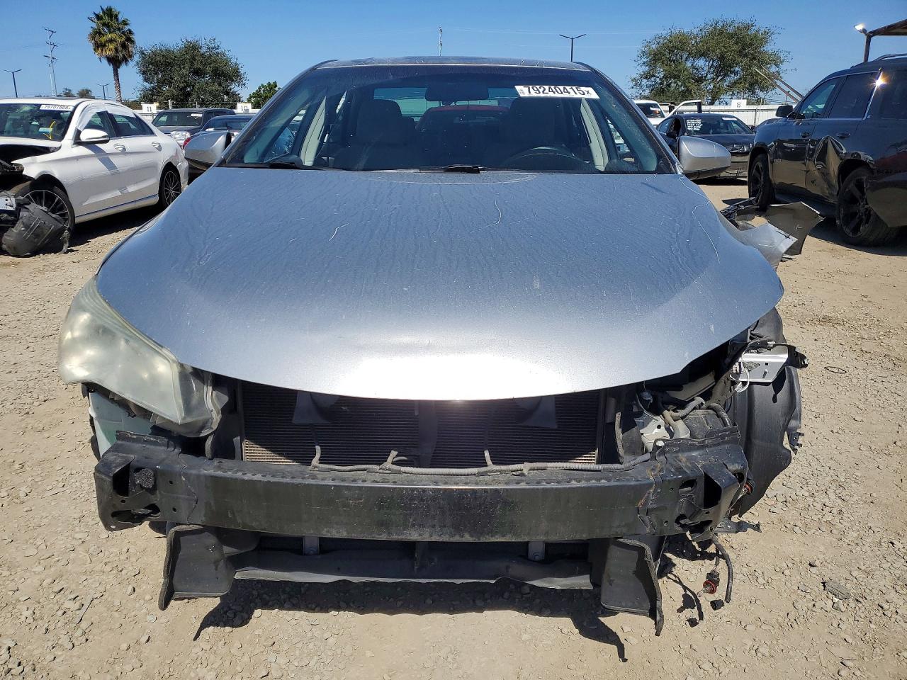 2015 TOYOTA CAMRY LE photo 9