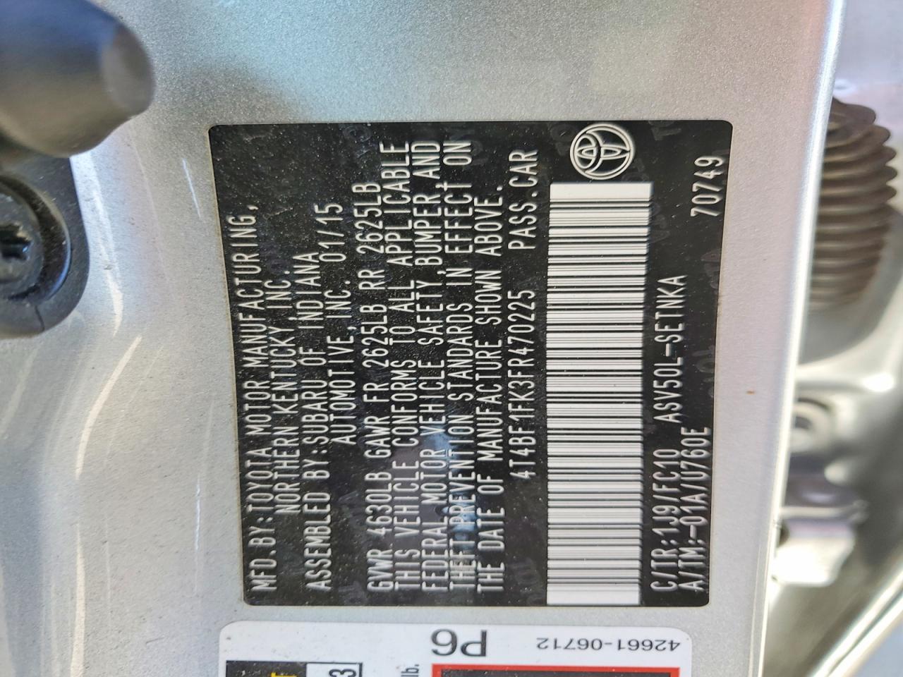 2015 TOYOTA CAMRY LE photo 25