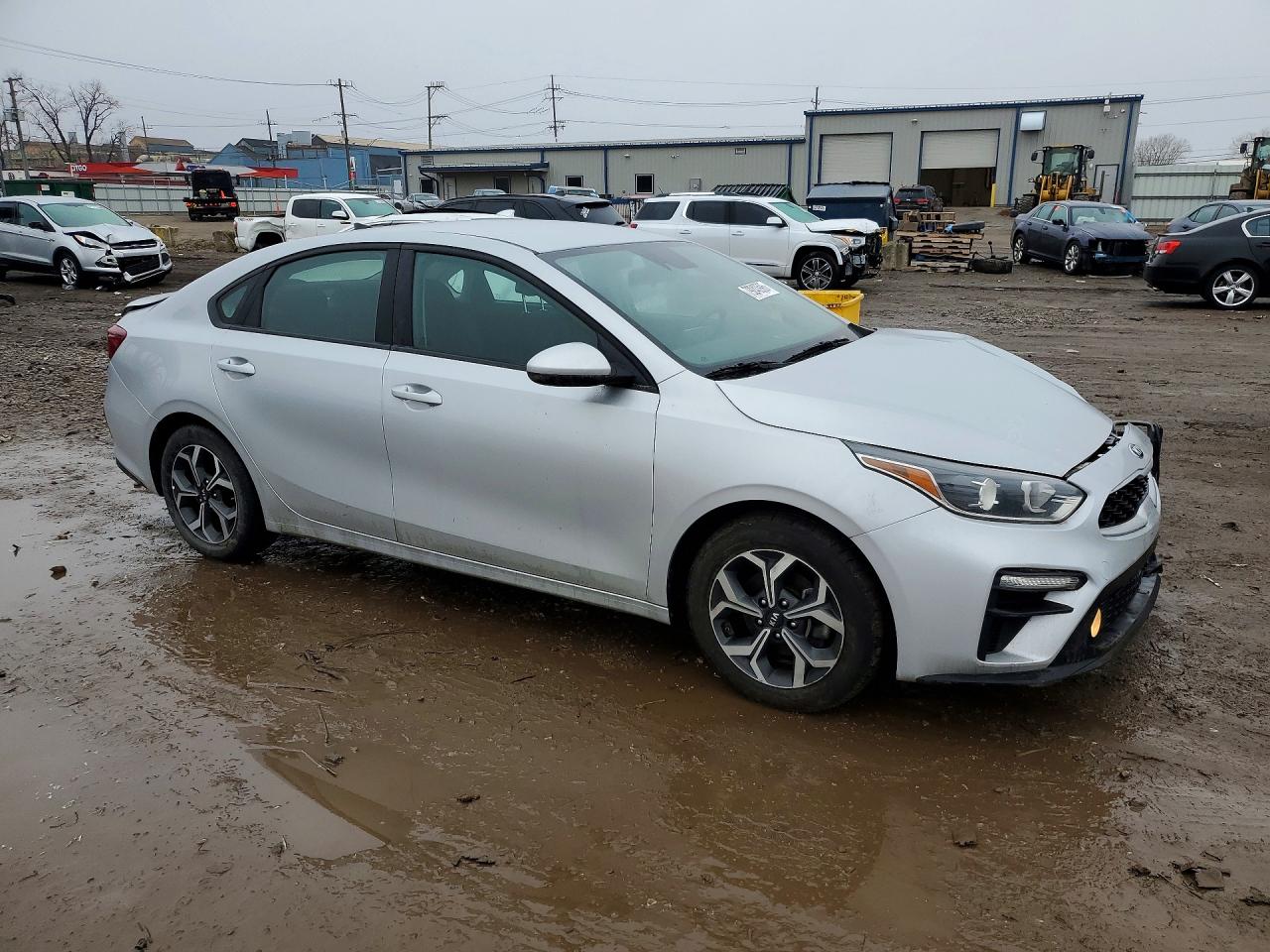 2021 KIA FORTE LXS photo 4
