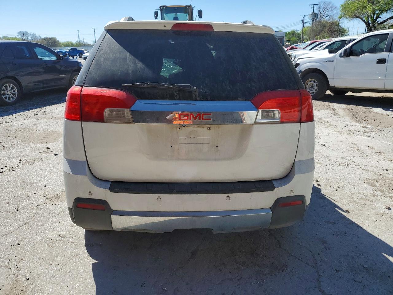 2013 GMC TERRAIN SLT photo 6