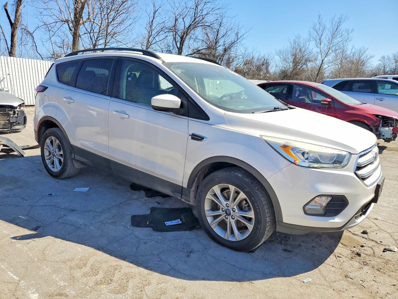 2018 FORD ESCAPE SEL photo 4