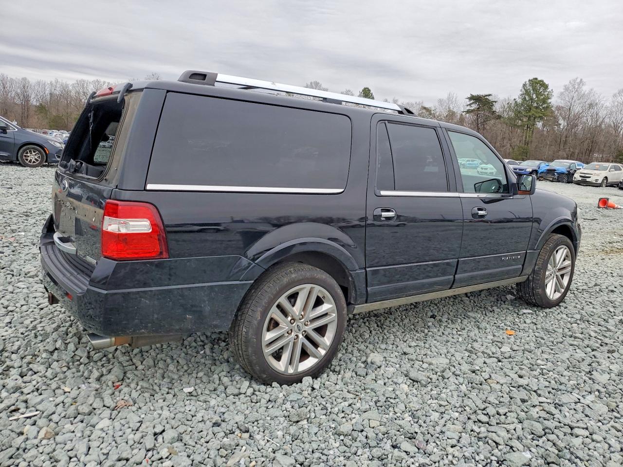 2017 FORD EXPEDITION EL PLATINUM photo 3