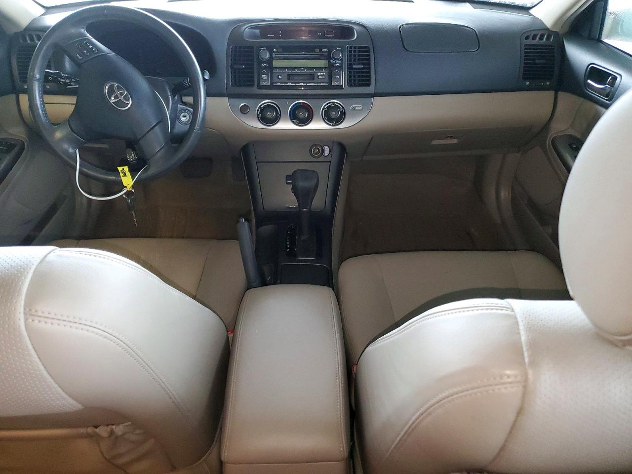2006 TOYOTA CAMRY SE V6 photo 8