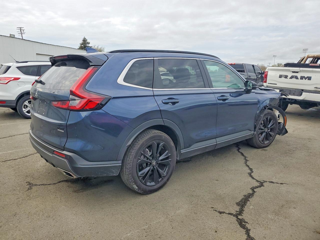 2024 HONDA CR-V SPORT TOURING photo 3