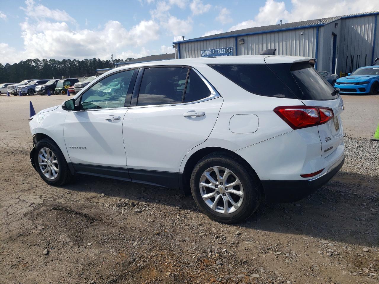 2018 CHEVROLET EQUINOX LT photo 2