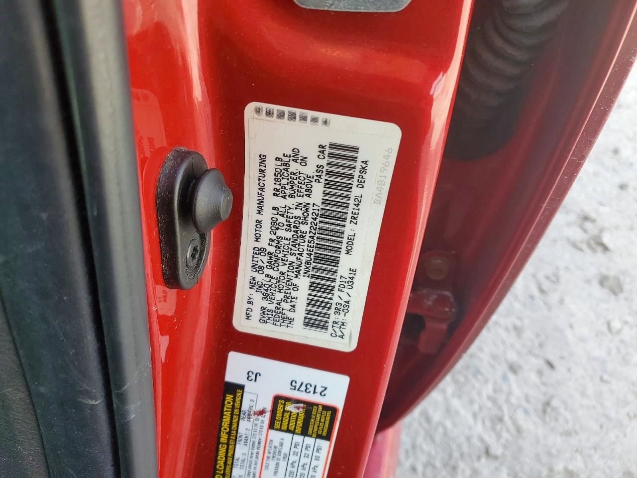 2010 TOYOTA COROLLA S photo 23