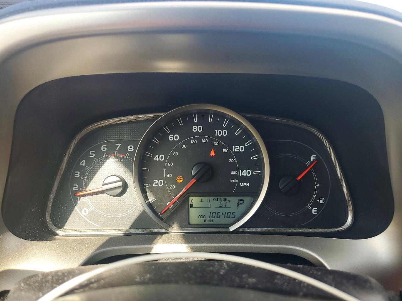 2015 TOYOTA RAV4 XLE photo 9