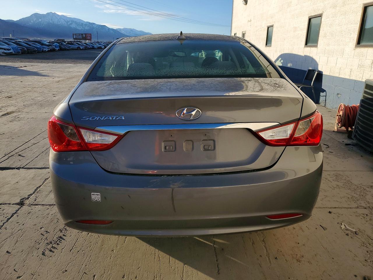 2013 HYUNDAI SONATA GLS photo 11