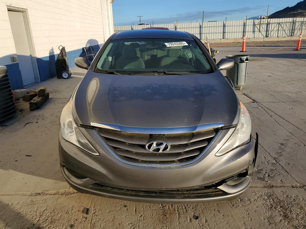 2013 HYUNDAI SONATA GLS photo 9