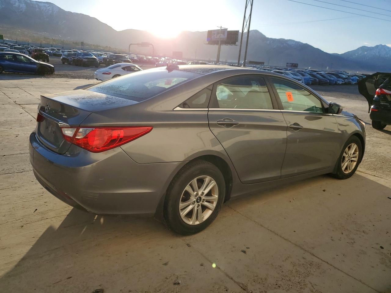 2013 HYUNDAI SONATA GLS photo 5
