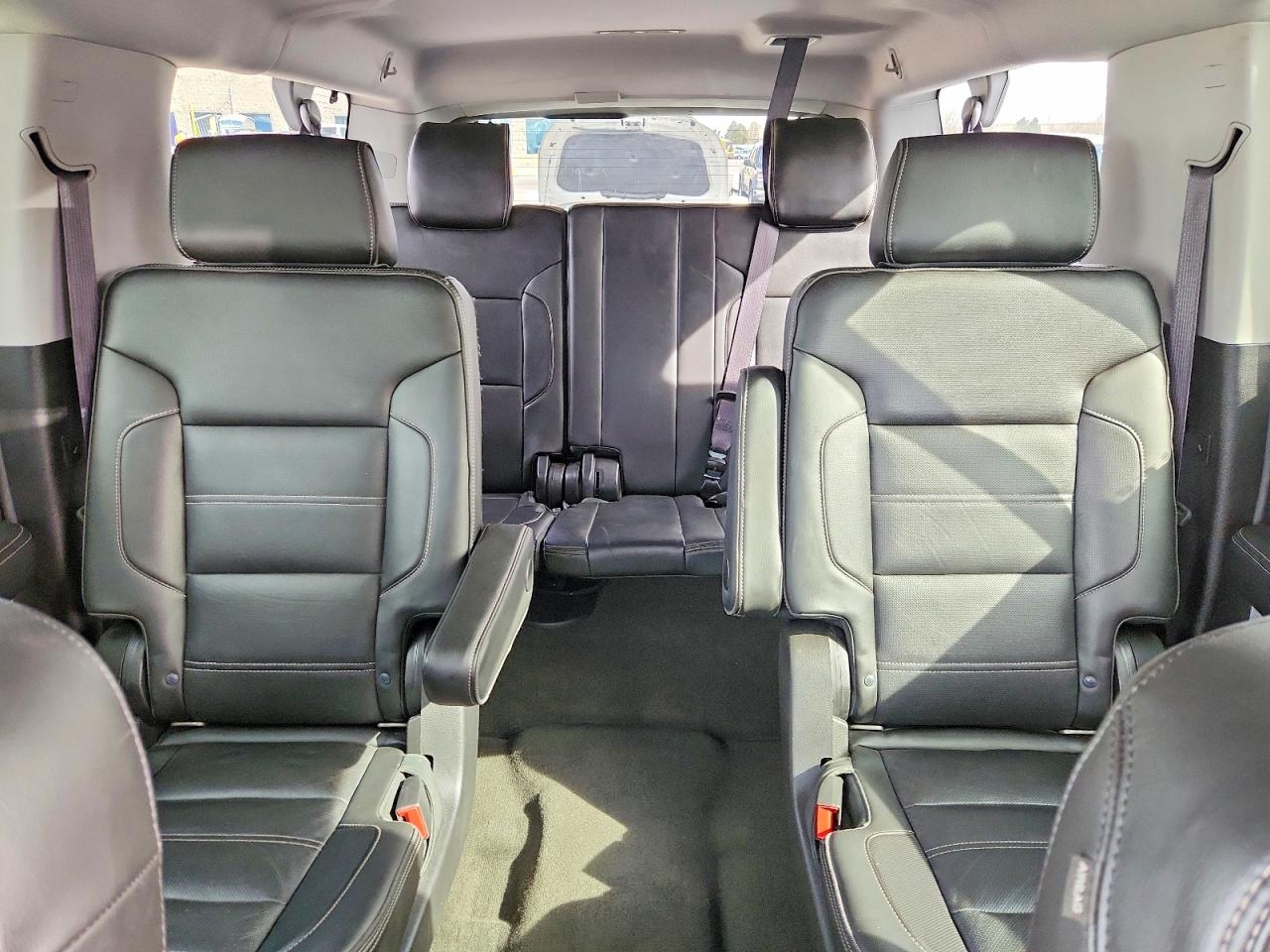 2015 GMC YUKON XL DENALI photo 10