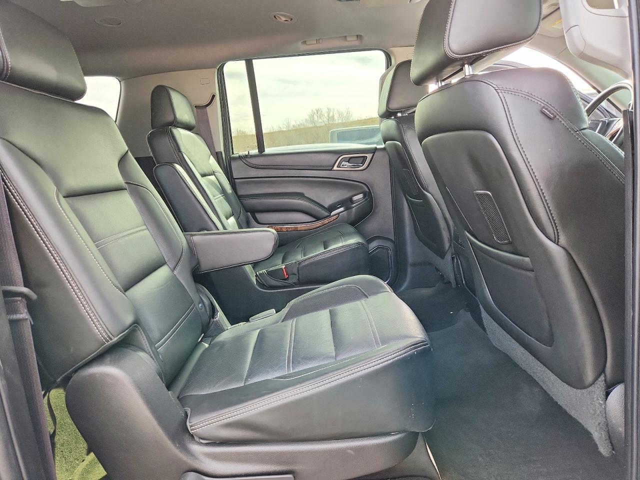 2015 GMC YUKON XL DENALI photo 11