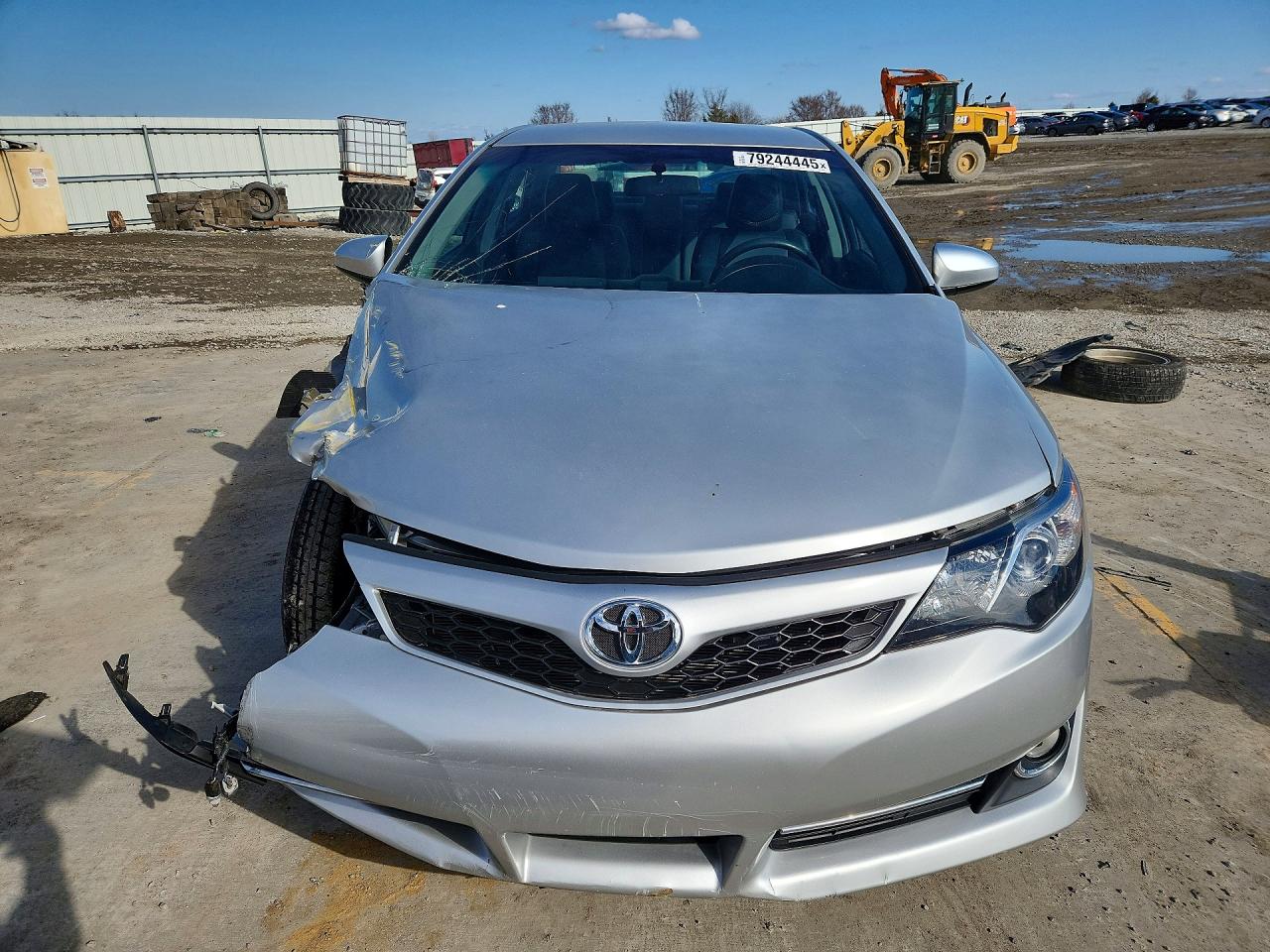 2012 TOYOTA CAMRY SE photo 9