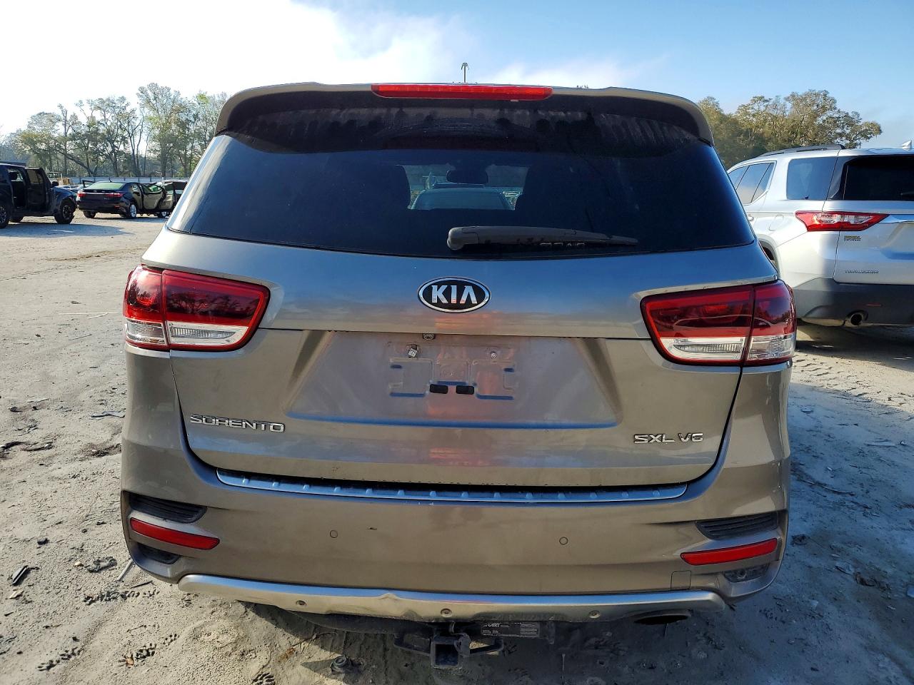 2016 KIA SORENTO photo 6