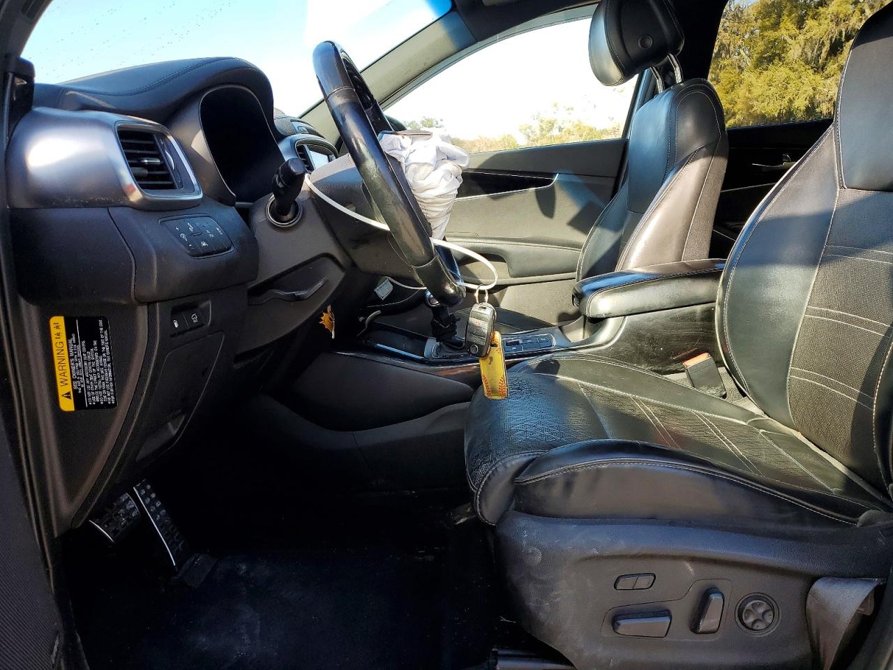 2016 KIA SORENTO photo 7