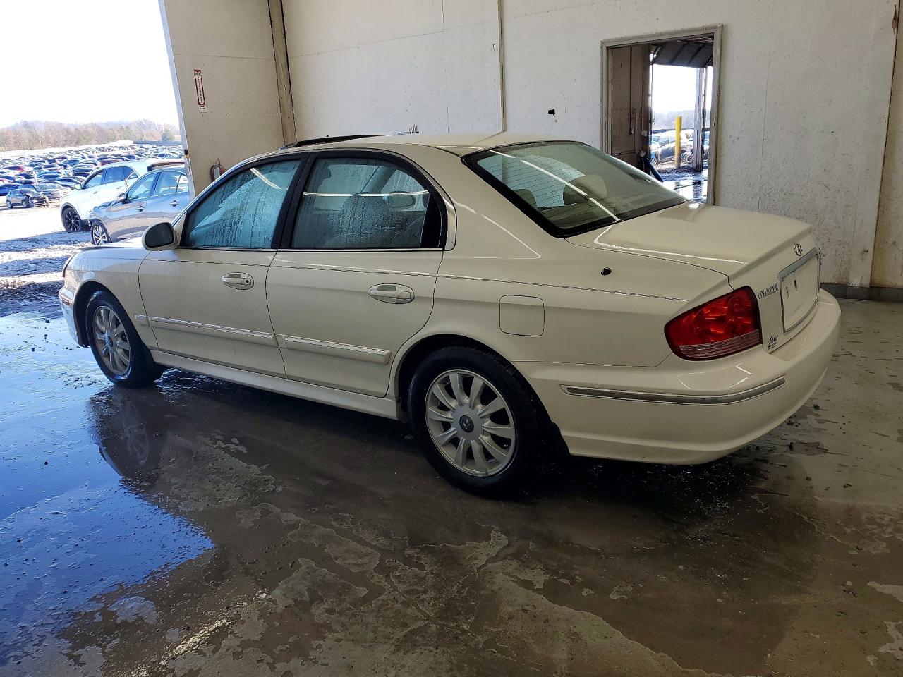 2002 HYUNDAI SONATA GLS photo 3