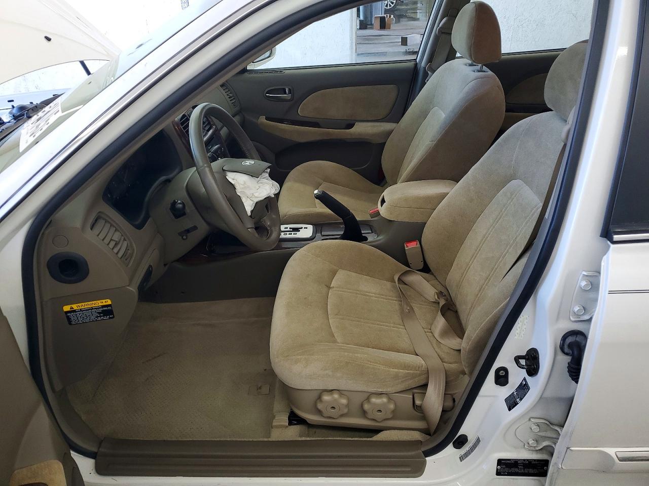 2002 HYUNDAI SONATA GLS photo 13
