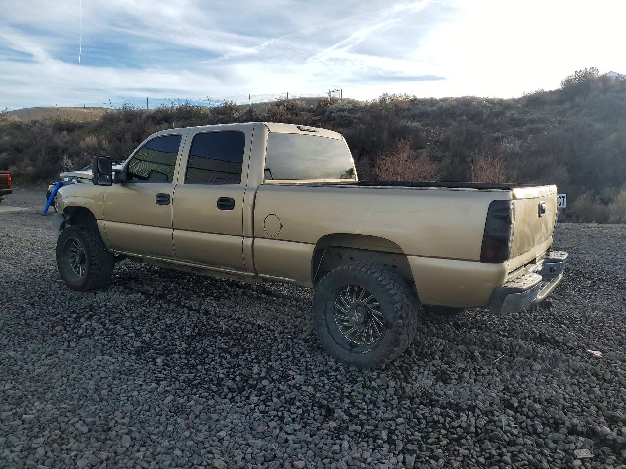 2004 CHEVROLET SILVERADO K2500 HEAVY DUTY photo 3